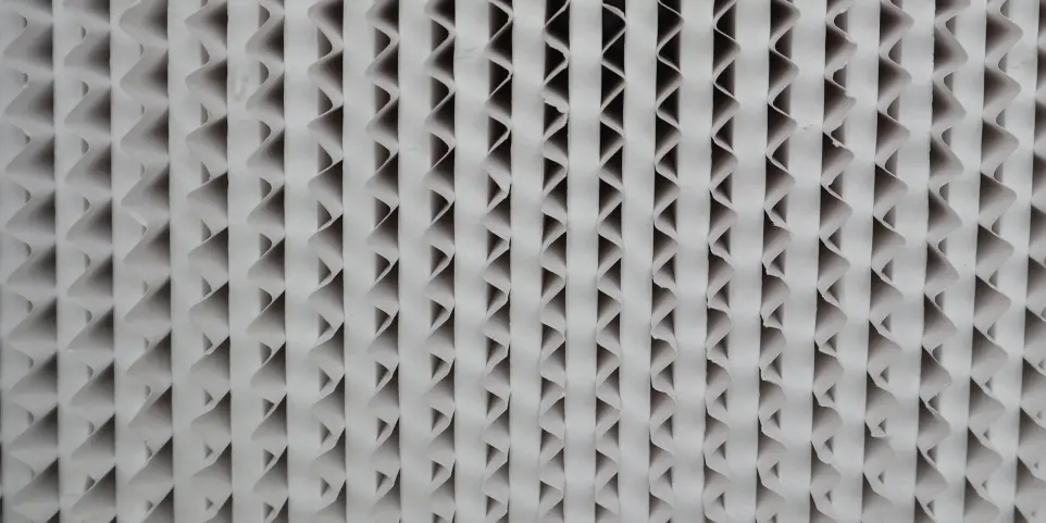 Deep pleated filter media